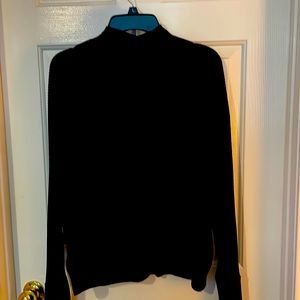 Black mock turtleneck size L